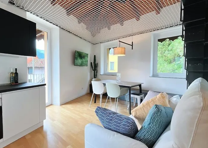 Casa Iride - Affitti Brevi Italia * Лекко